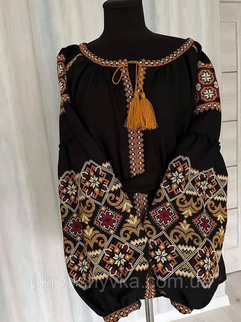 Чорна вишиванка "Ореанда"