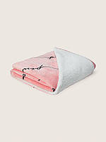 Плед Victoria's Secret Cozy-Plush Blanket Silver Pink Linear Script