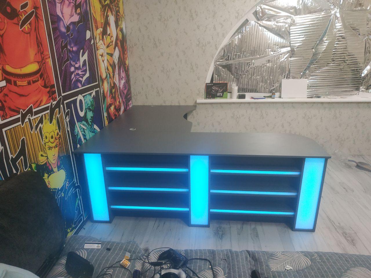 Стол для геймера эргономичный угловой с цветной подсветкой и пультом ...