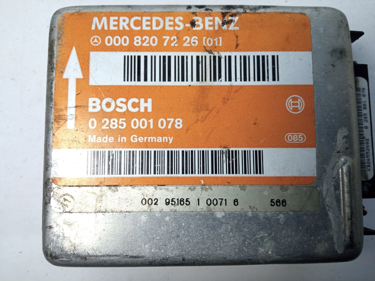 Електронний блок керування AIRBAG MERCEDES-BENZ C-CLASS 1985-1995 0285001078 / 0008207226