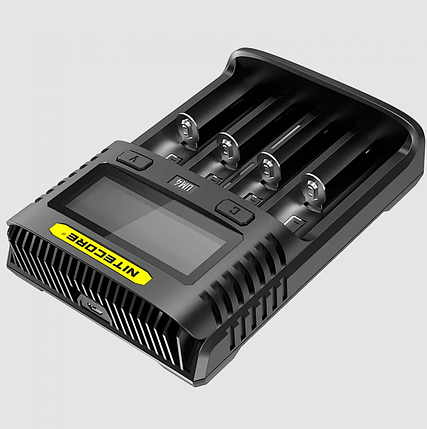 Інтелектуальний зарядний пристрій для АА, ААА, 18650,26650 Li-ion, Ni-MH/Ni-Cd Nitecore UM4, фото 3