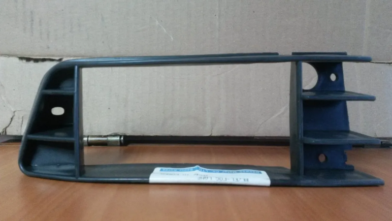 Рамка протитуманної фари ліва ESPERO GM 96186487