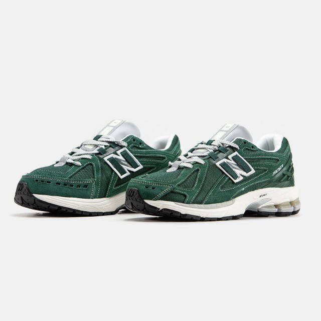ヌ*ト様 New balance M1906R GRAY/GREEN(RC) セール】M1906RRC GRAY/GREEN(RC)（スニーカー）｜New Balance