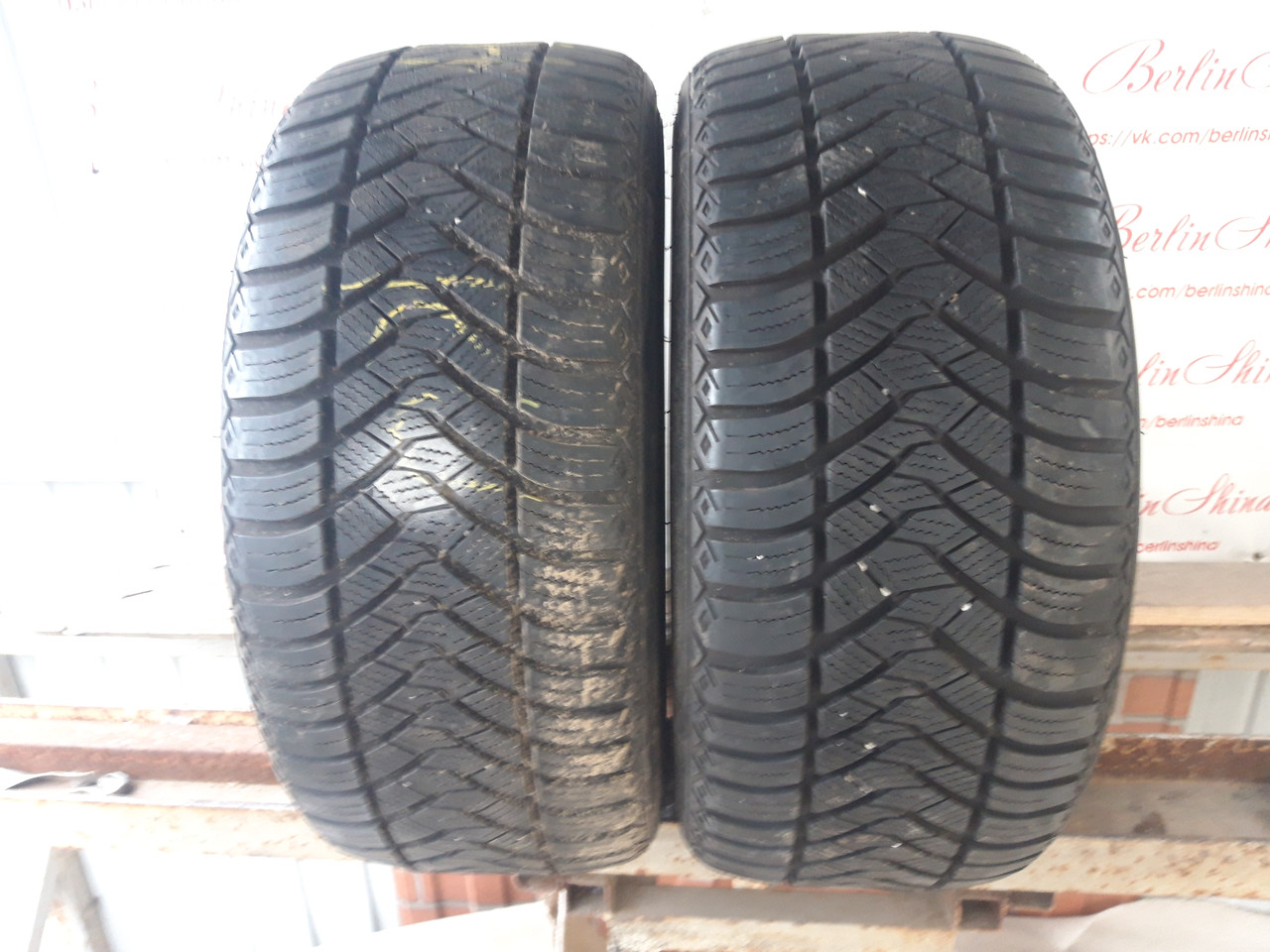 Пара зимніх шин 215/40/17 Maxxis Allseason,2017рік,з Германії без пробігу по Україні