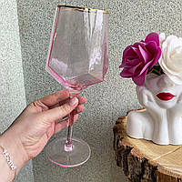 Бокал для вина розовый с золотым ободком