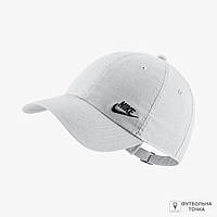 Кепка Nike Women's Heritage 86 Cap Futura Classic AO8662-101 (AO8662-101). Спортивні бейсболки. Спортивний чоловічий одяг.