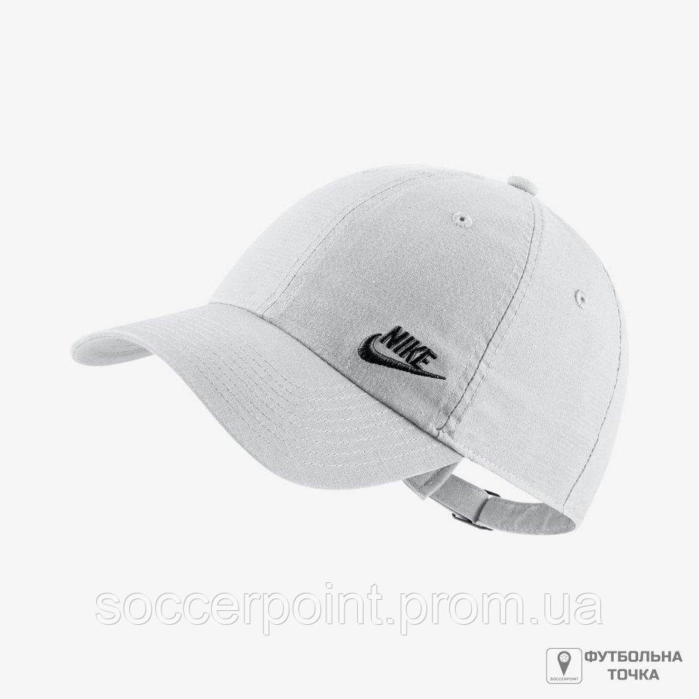 Кепка Nike Women's Heritage 86 Cap Futura Classic AO8662-101 (AO8662-101). Спортивні бейсболки. Спортивний чоловічий одяг.