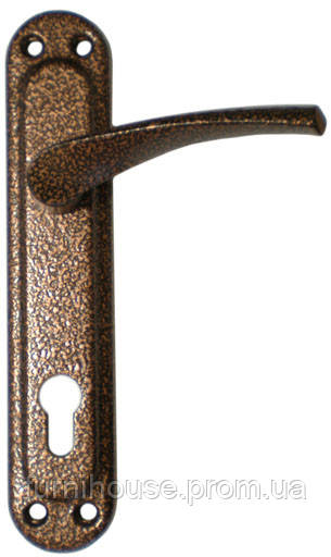 Дверная ручка простая и функциональная на планке 85 mm ЕТ Арико коричневая - фото 1 - id-p1755912365