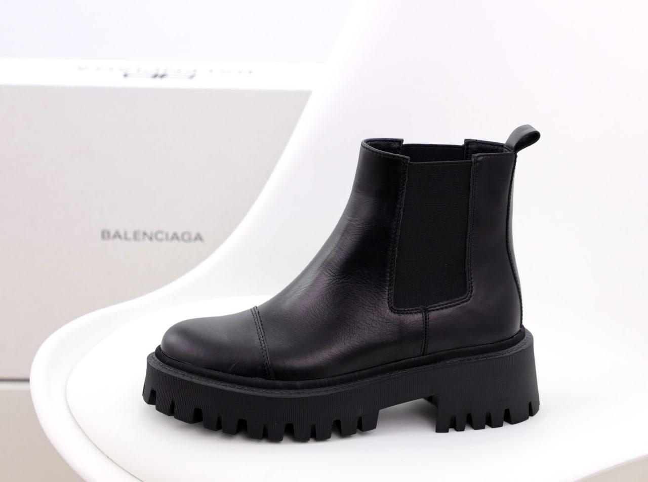 Жіночі черевики Balenciaga Tractor 20mm Boot Black (с мехом) 636599WA8E91000