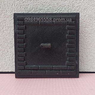 Дверка прочисна чавунна "Замкова" фарбована 170х170мм. Сажечистка
