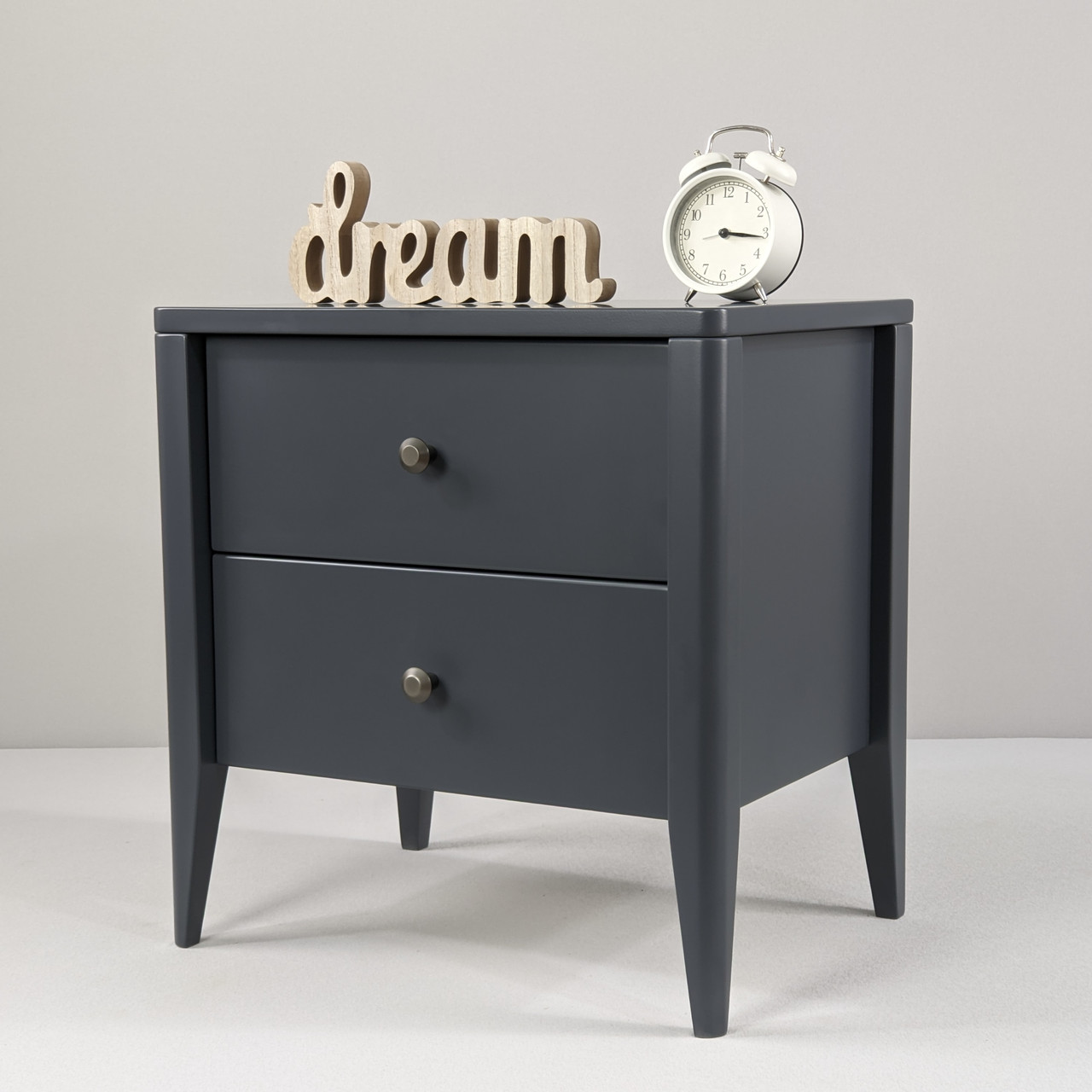 Тумба "Хюгге" в скандинавском стиле цвет графит. Доставка бесплатная Тумба "Хюгге" в скандинавском стиле цвет графит. Доставка бесплатная