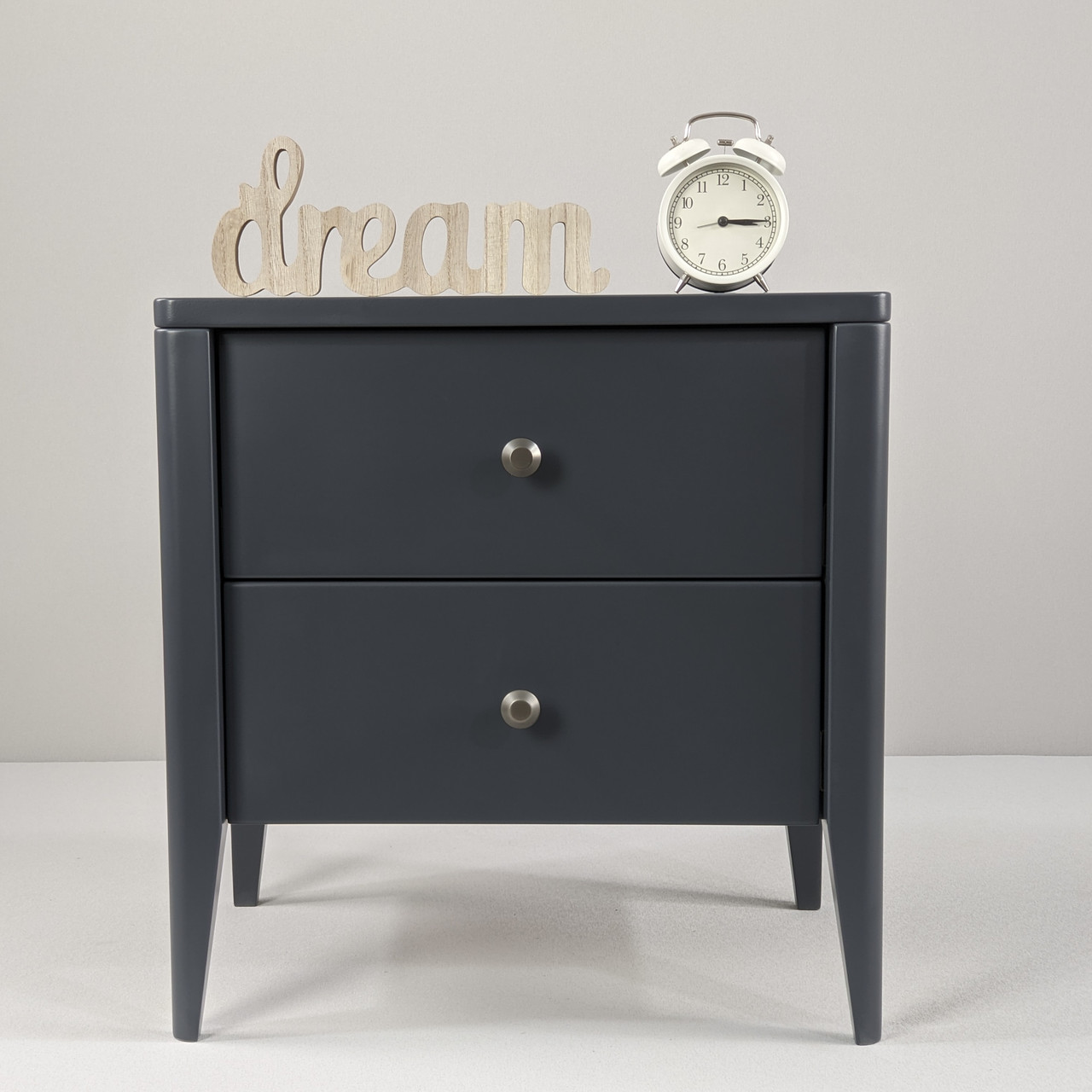 Тумба "Хюгге" в скандинавском стиле цвет графит. Доставка бесплатная Тумба "Хюгге" в скандинавском стиле цвет графит. Доставка бесплатная