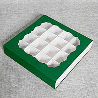 Коробка для 16 конфет с окном зеленая 160х160х35 мм.