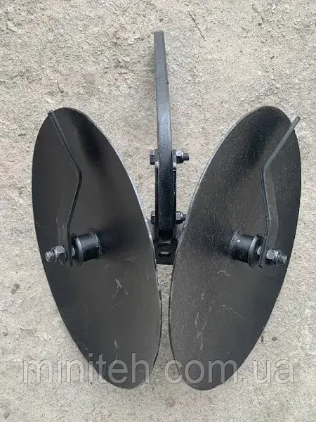 Підгортач дисковий Bomet