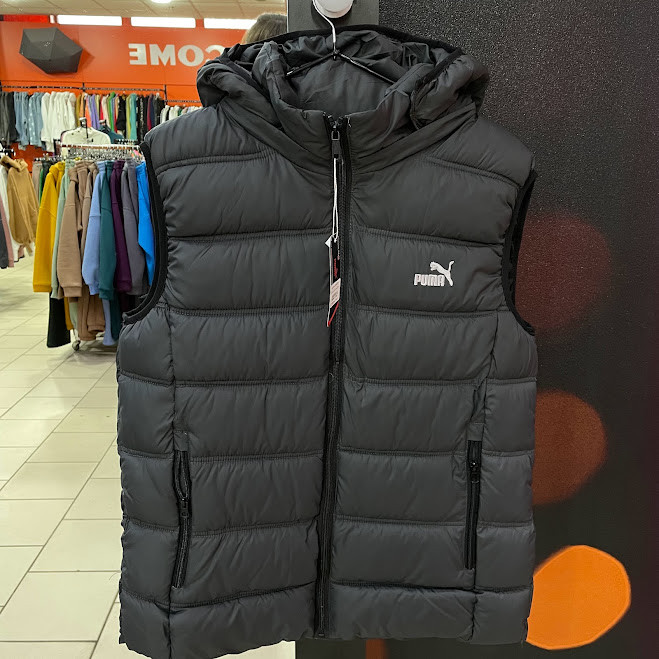 Чоловіча чорна жилетка  безрукавка Puma, фото 1