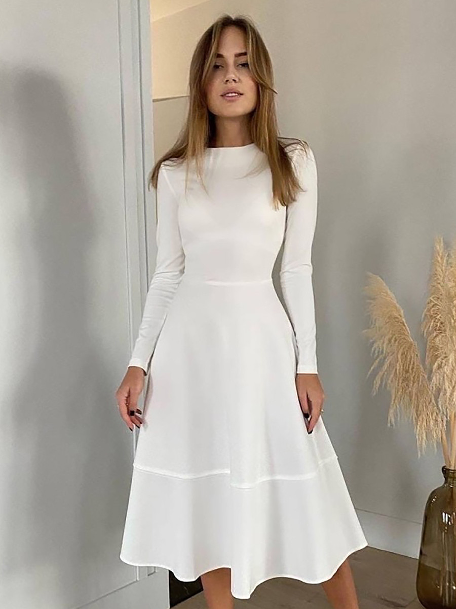 Витончене та неповторне жіноче плаття, молочно-біле