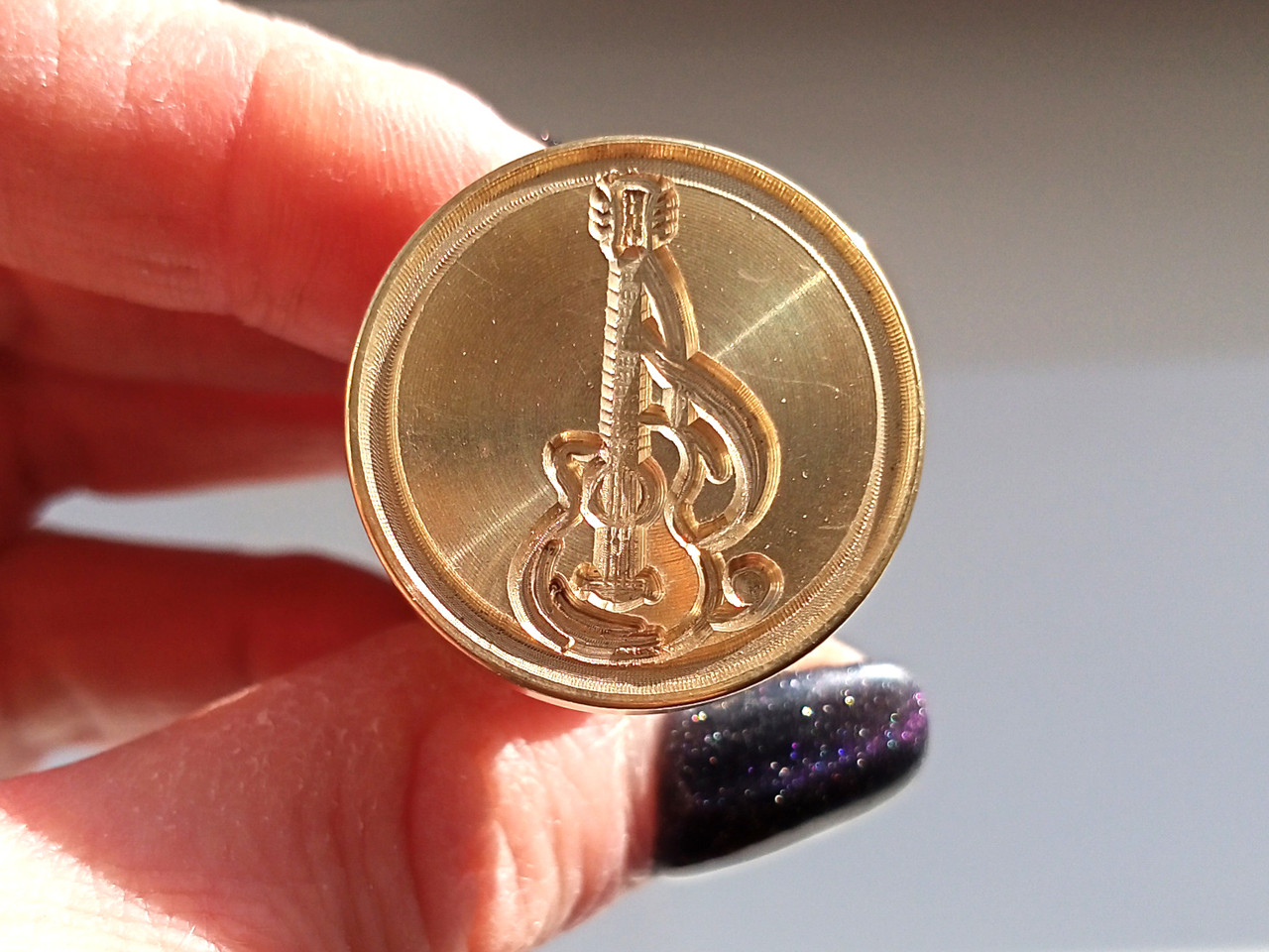 Гітара — Друк для сургуча, з дерев'яною ручкою, фото 1