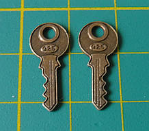 Підвіска металева Ключ 925, 8х18 мм