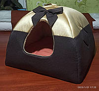 Лежанка – ліжечко подушка пуфик лежак з ковдрою для дрібних порід собак і котів 43х43х35 см