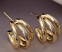 Серьги-гвоздики трехслойные в золотом цвете