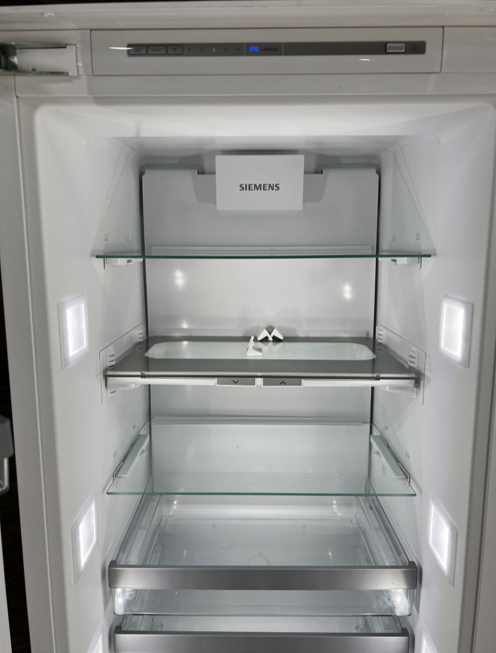 Встроенный холодильник Сименс Siemens KI42FP60 Германия, цена 15900 грн ...