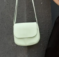 Жіноча сумочка м'ятна якісна стильна ніжна на щодень, сумка для дівчаток повсякденна 20х24х7 см