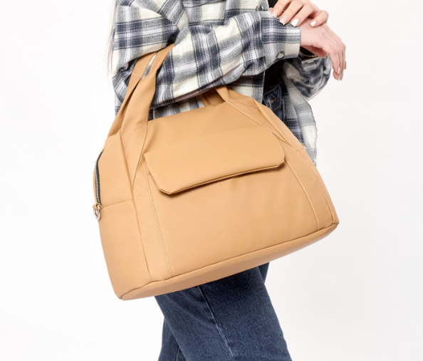 Жіноча спортивна сумка бежева якісна практична стильна модна повсякденна екошкіра 37х25х16 см MR