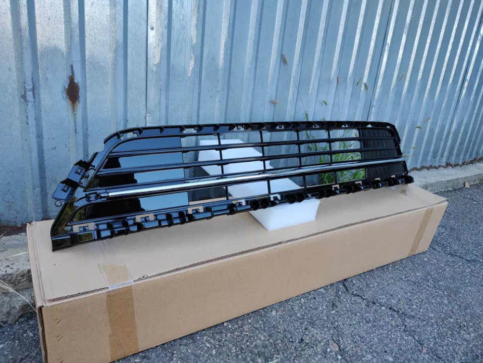 Решітка бампера/радіатора Lincoln CONTINENTAL MKC MKZ MKX, фото 1