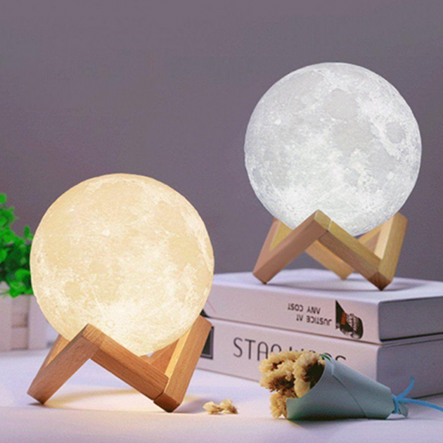 Настільний великий світильник UFT Magic 3D Moon Light Lamp 15 см, лампа місяць, нічник Місяць RGB - фото 1 - id-p1757739306