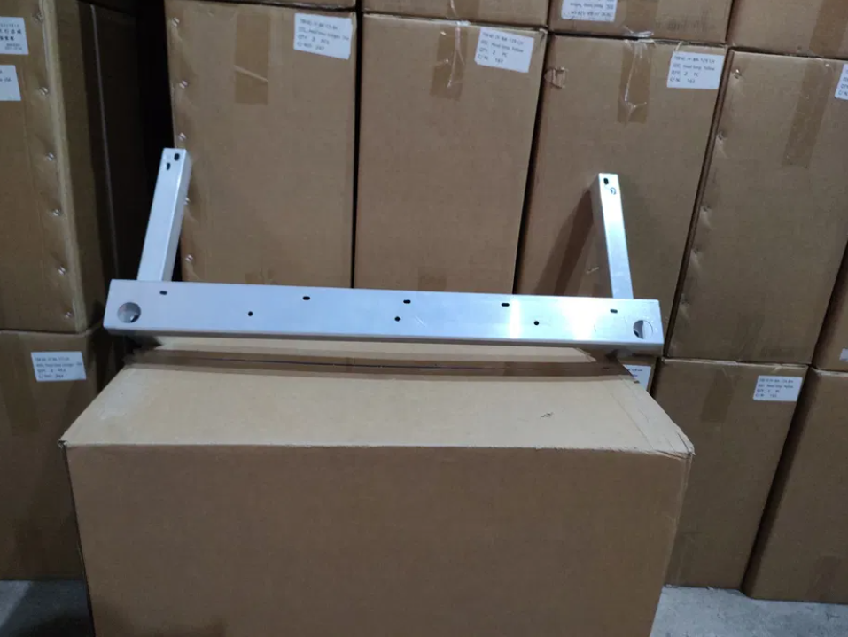 Передня поперечина підрамника Infinity Q50 Q60 Q70 15-19, фото 1