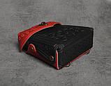 Шкіряний червоно-чорний рюкзак ручної роботи, сумка-рюкзак з авторським тисненням, фото 5