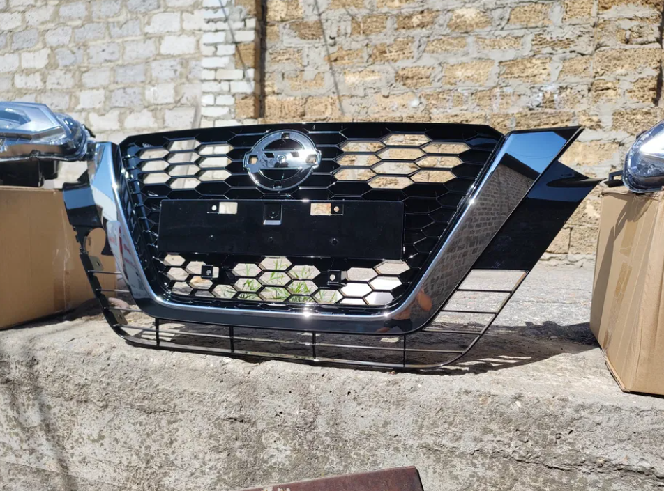 Решітка радіатора (гриль) Nissan Teana, фото 1