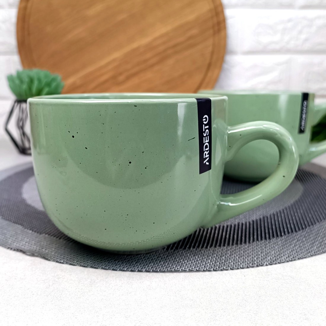 Великий керамічний кухоль 480 мл Ardesto Pastel green