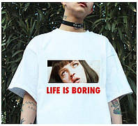 Футболка с принтом «Life is boring»