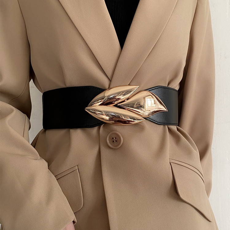 Ремінь пасок жіночий з масивною пряжкою пояс-корсет широкий на резинці еко-шкіряний на пальто піджак блузу батал