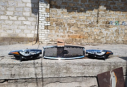 Решітка радіатора (гриль) Infinity Q70 2015-19