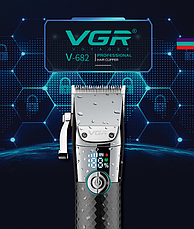 Професійна машинка для стрижки з підставкою VGR Professional Black (V-682-BL), фото 2