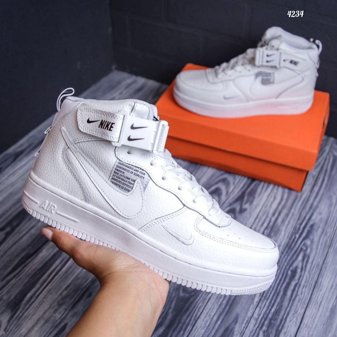 Кроссівки жіночі білі Nike Air Force 1 Mid LV8. Високе жіноче взуття Найк Аір Форс 1.