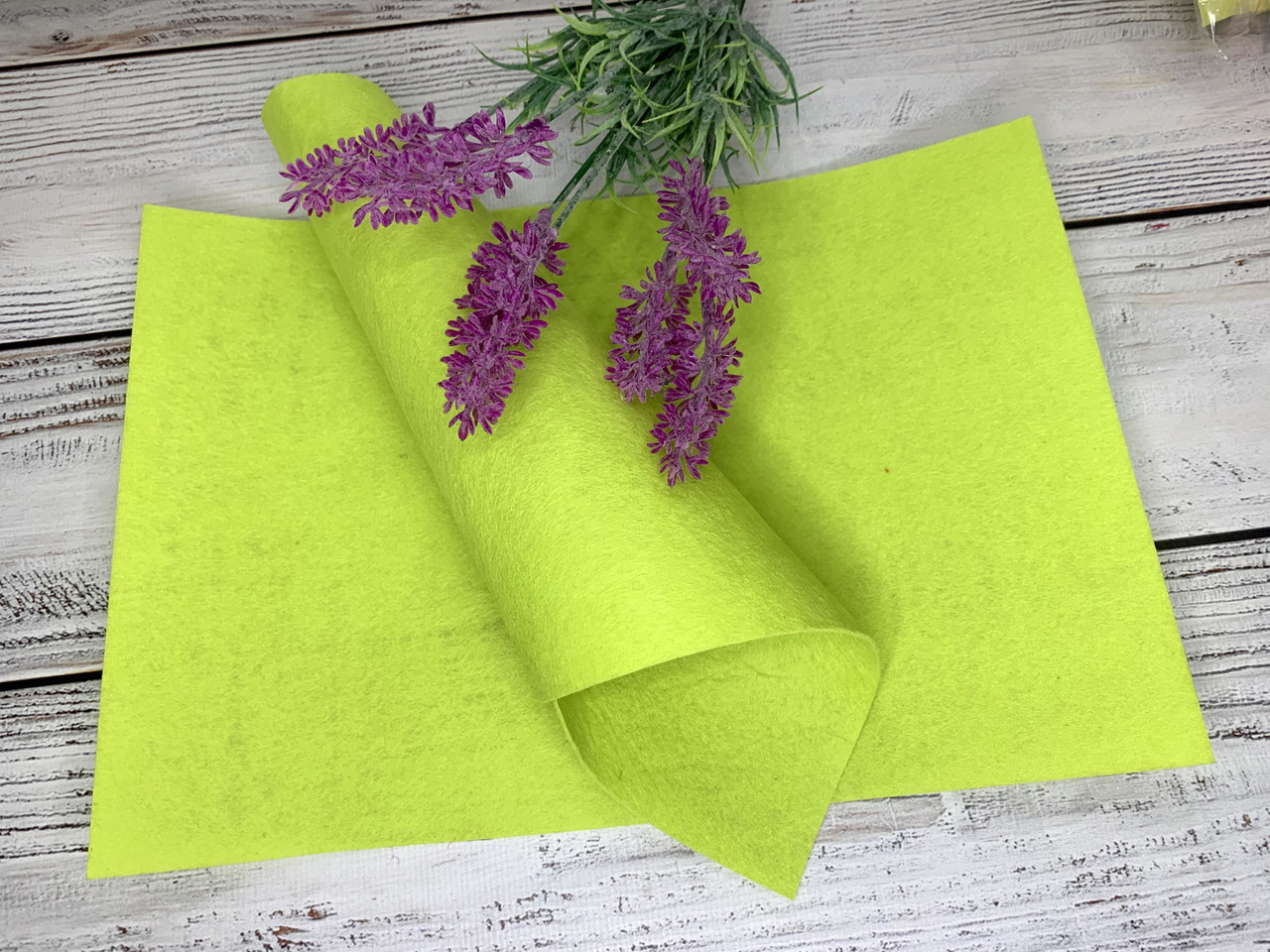 Фетр листя 20х30 см (1 шт.). Колір — лимонний, фото 1