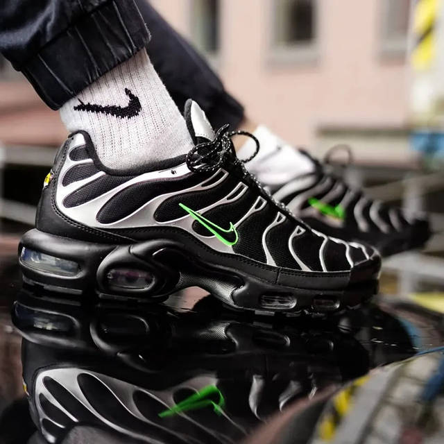 Air max plus legion green online