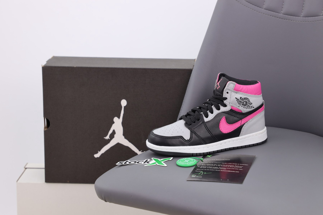 Жіночі Кросівки Nike Air Jordan 1 Retro High Black Grey Pink / Найк Аїр Джордан 1 Високі Сірі з Рожевим