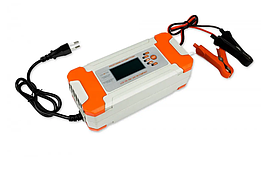 Зарядний пристрій для акумуляторів 12/24V8A