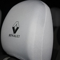 Чехол подголовника с логотипом Renault белый (2 шт.)