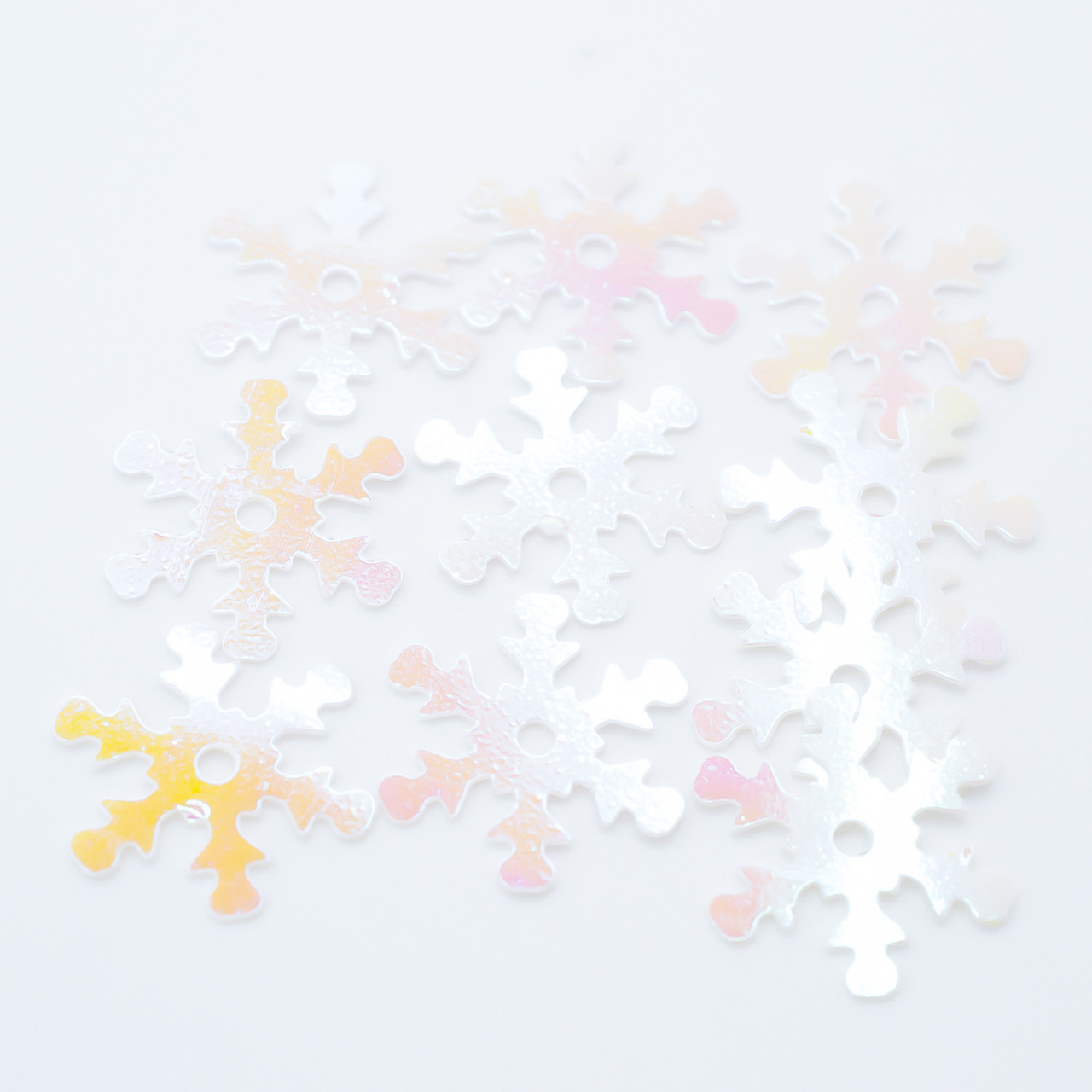 Паєтки сніжинки 13 мм 250 г Айворі хамелеон, фото 1