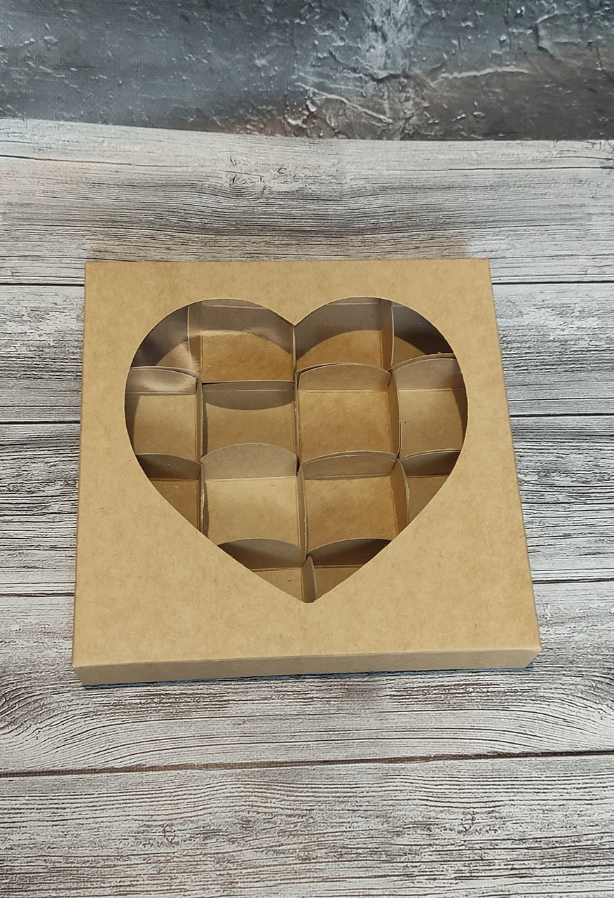 Коробка для 16 цукерок 200х200х30 мм. Крафт серце, фото 1