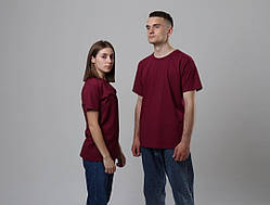 Базова однотонна футболка бордового кольору