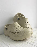 Кроксы бежевые на платформе сабо шлепанцы crocs baya platform clog