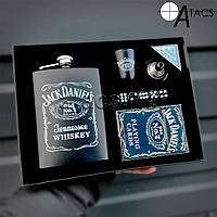 Подарочный набор 4в1 фляга, рюмка, лейка, кости, карты "Jack Daniels"