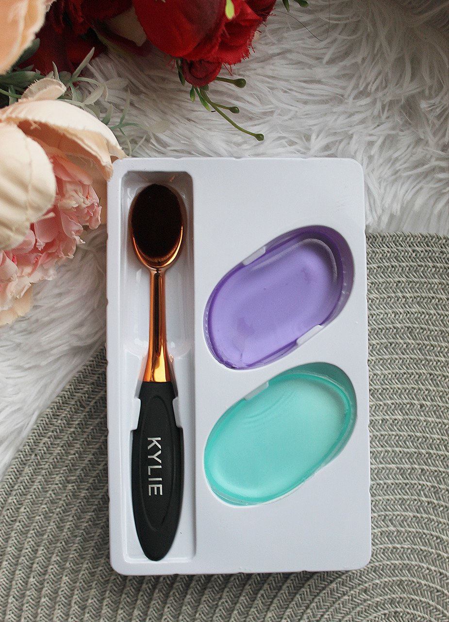 Набір кісточка і 2 силіконових спонжей для макіяжу foundation brush silica gel poved