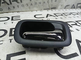 Ручка дверей внутрішня Honda CRV 2 2.2 2003 задн. прав. (б/у)